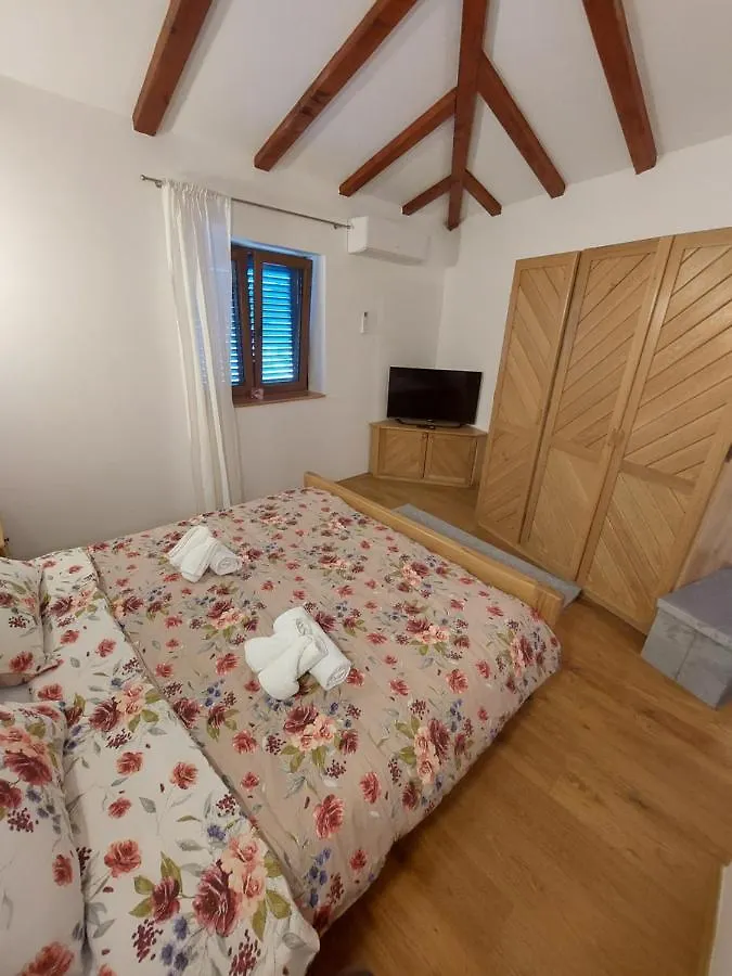 Casa Veznaveri Porec 0*,