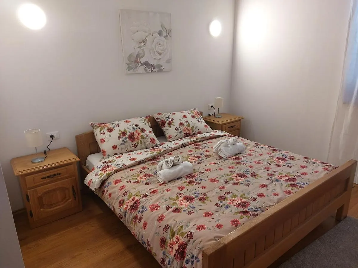 Casa Veznaveri Poreč Villa